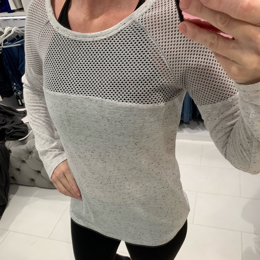 Lorna Jane top